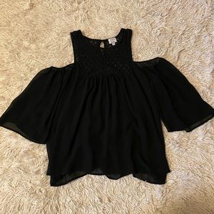 Juniors black blouse